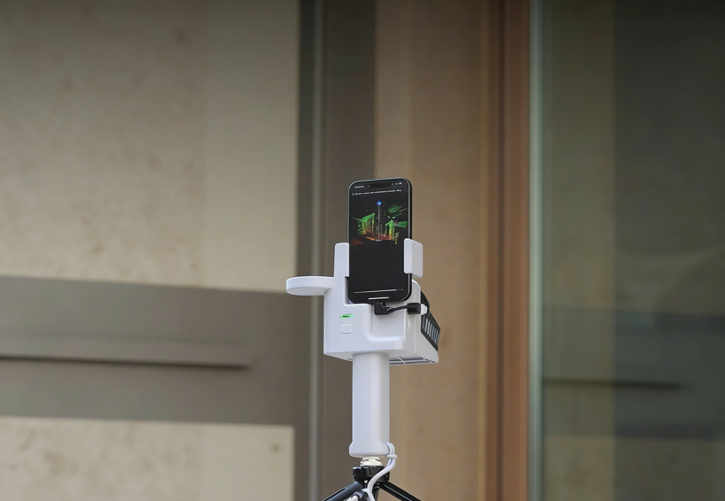 Can I Use RTK Handheld Receiver with a Smartphone?